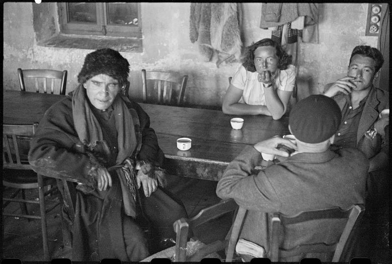 Coffee Time in France, 1943